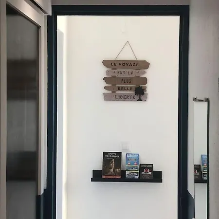 Situation Idéale F2, 2 Eme Ligne,climatisé, Appartement